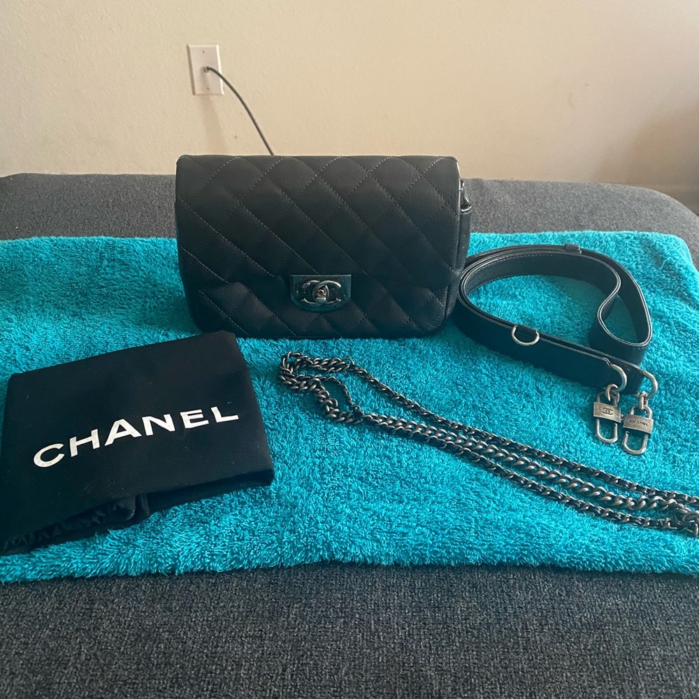 Chanel Black Leather Goat Skin Double Carry Waist Chain Shoulder/Crossbody Bag